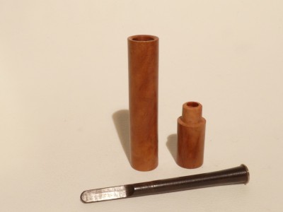 Savinelli briarwood pipe tamper