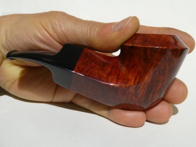 Talamona Reverse Calabash - chubby bent Bulldog