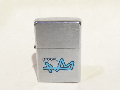 Zippo VINTAGE SERIES 1937 Groovy - 2003