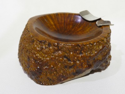 Briar wood cigar ashtray