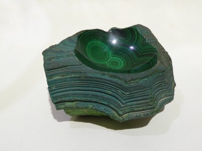Botryoidal malachite ashtray