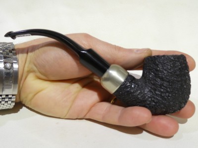 Peterson's SYSTEM STANDARD  mod. 307 rusticated - bent army Billiard